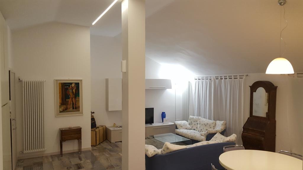 ベルガモ Casa Michelangeloヴィラ エクステリア 写真